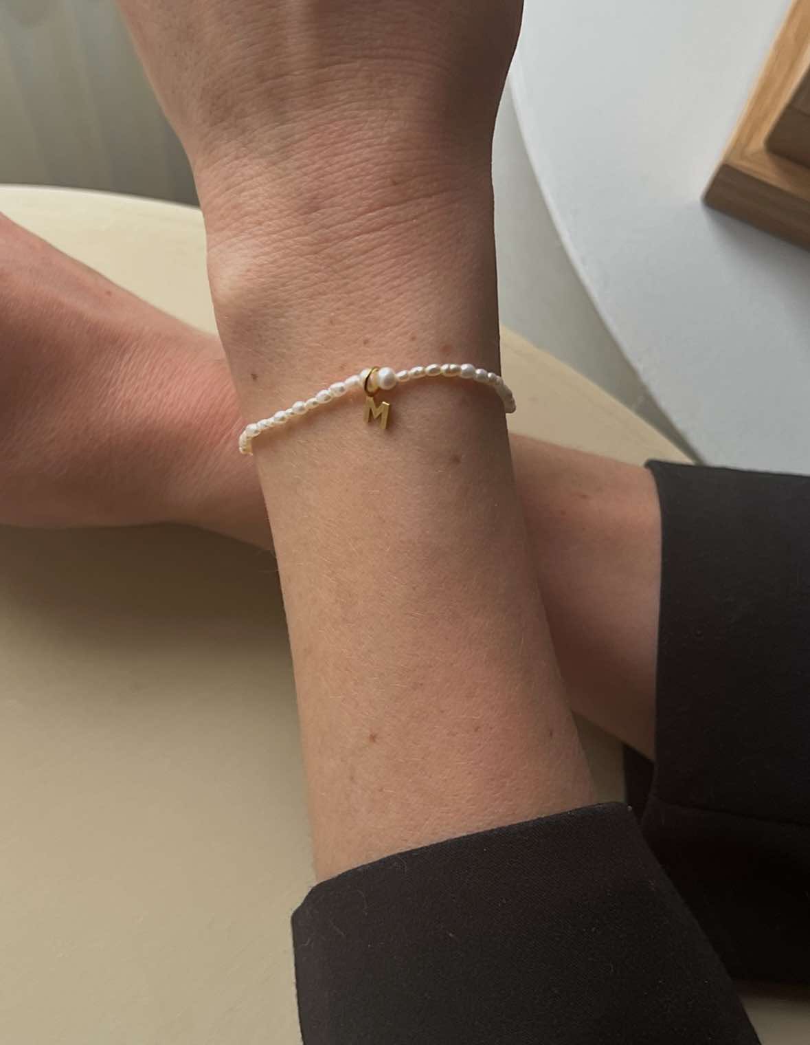 Sorelle ApS Pearly letter - Sølv Bracelet