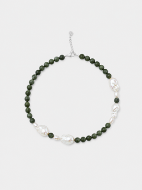 Leave necklace