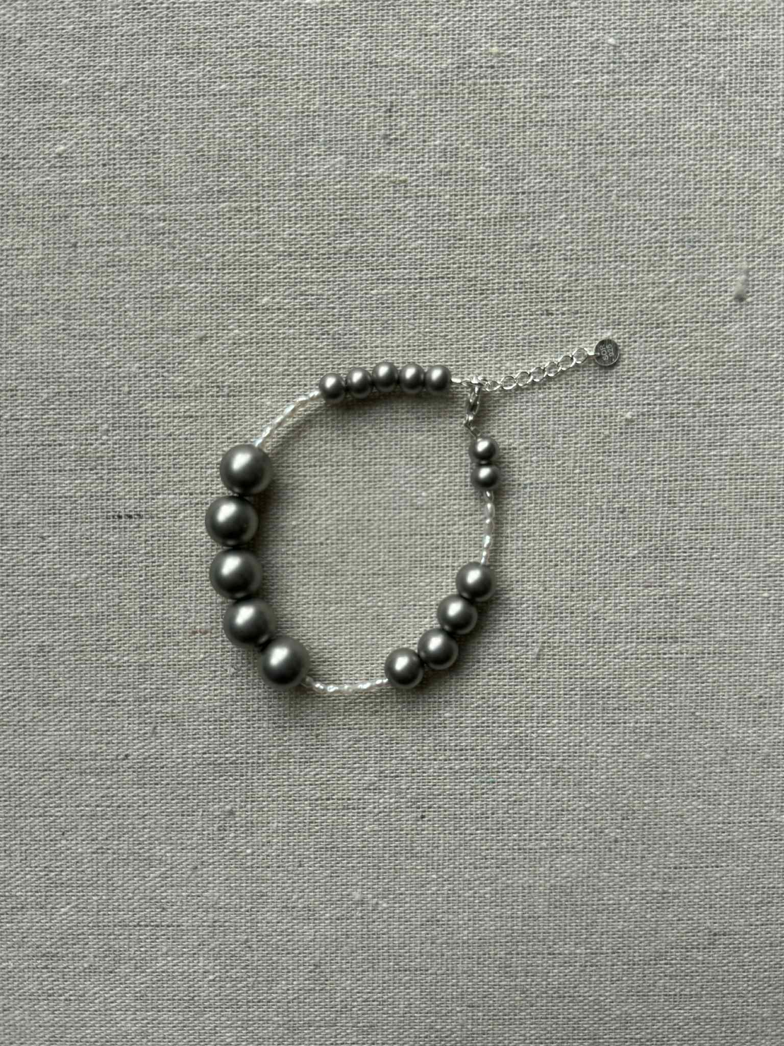 Sorelle ApS Grey bracelet 
